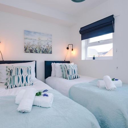 Bright 2-Bed Cottage In Chester By 53 Degrees Property, Ideal For Couples & Small Groups, City Centre - Sleeps 6 Buitenkant foto
