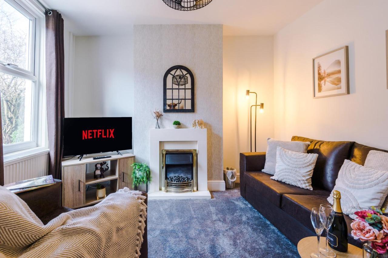 Bright 2-Bed Cottage In Chester By 53 Degrees Property, Ideal For Couples & Small Groups, City Centre - Sleeps 6 Buitenkant foto