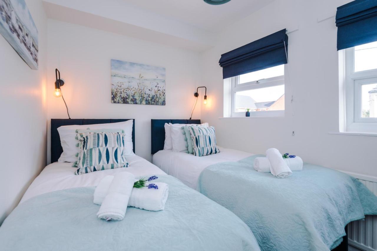 Bright 2-Bed Cottage In Chester By 53 Degrees Property, Ideal For Couples & Small Groups, City Centre - Sleeps 6 Buitenkant foto