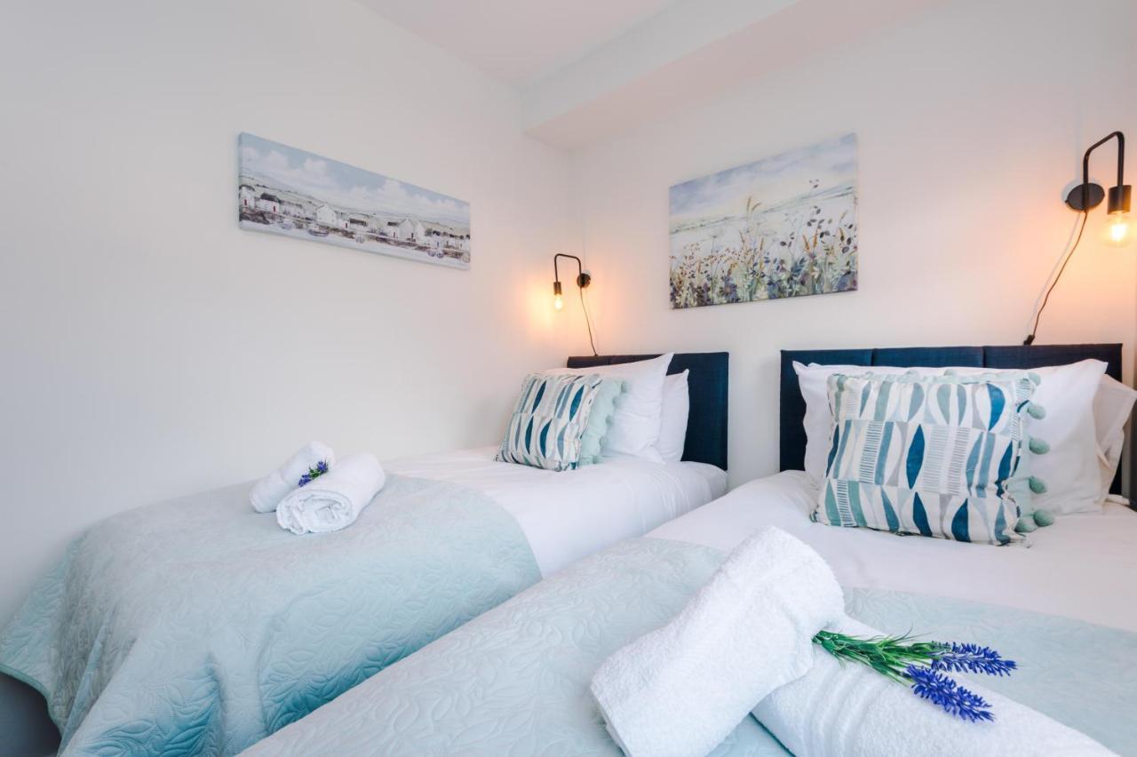 Bright 2-Bed Cottage In Chester By 53 Degrees Property, Ideal For Couples & Small Groups, City Centre - Sleeps 6 Buitenkant foto